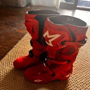 Alpinestars Red Tech 10 Racing Boots